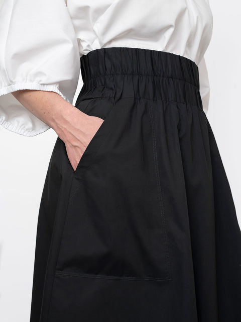 Elastic waist maxi skirt