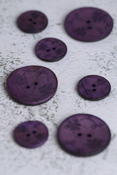 Coconut 2 Hole Small Flowers Violet