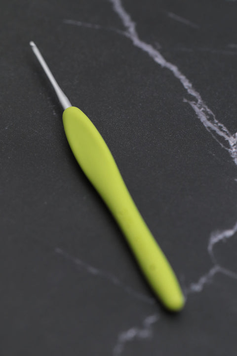 Amour Crochet Hook 2.5mm