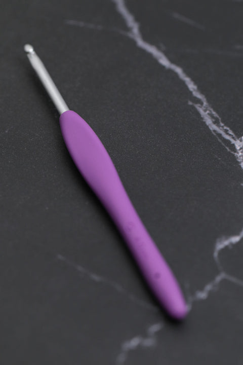 Amour Crochet Hook 4.0mm