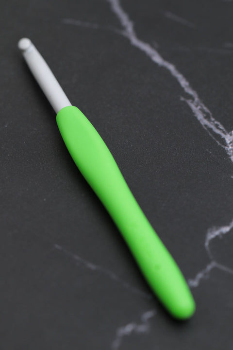 Amour Crochet Hook 6.5mm