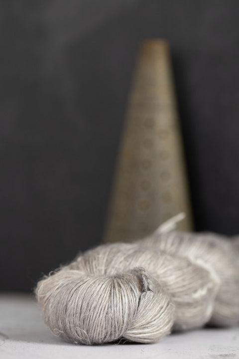 Fiori LinoSilk #003 Silver Dawn