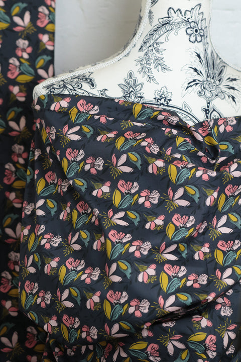 Rachelle Holowko Fashion Lawn