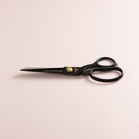9.5" Matte Black Fabric Shears