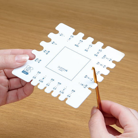 Swatch Ruler and Needle Gauge