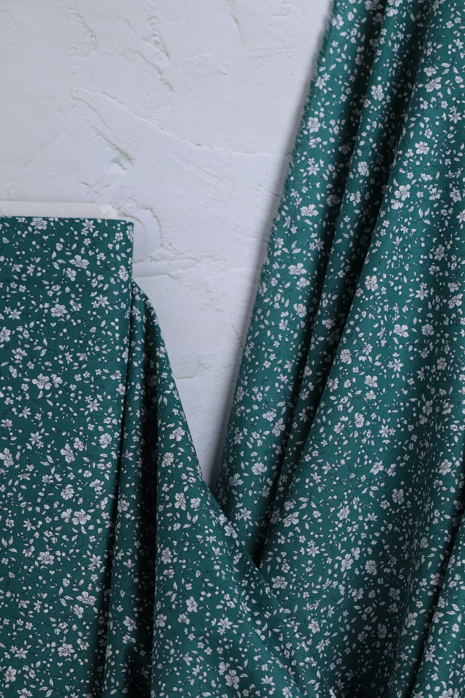 OSKikkä Cotton Printed Floral Lawn Emerald