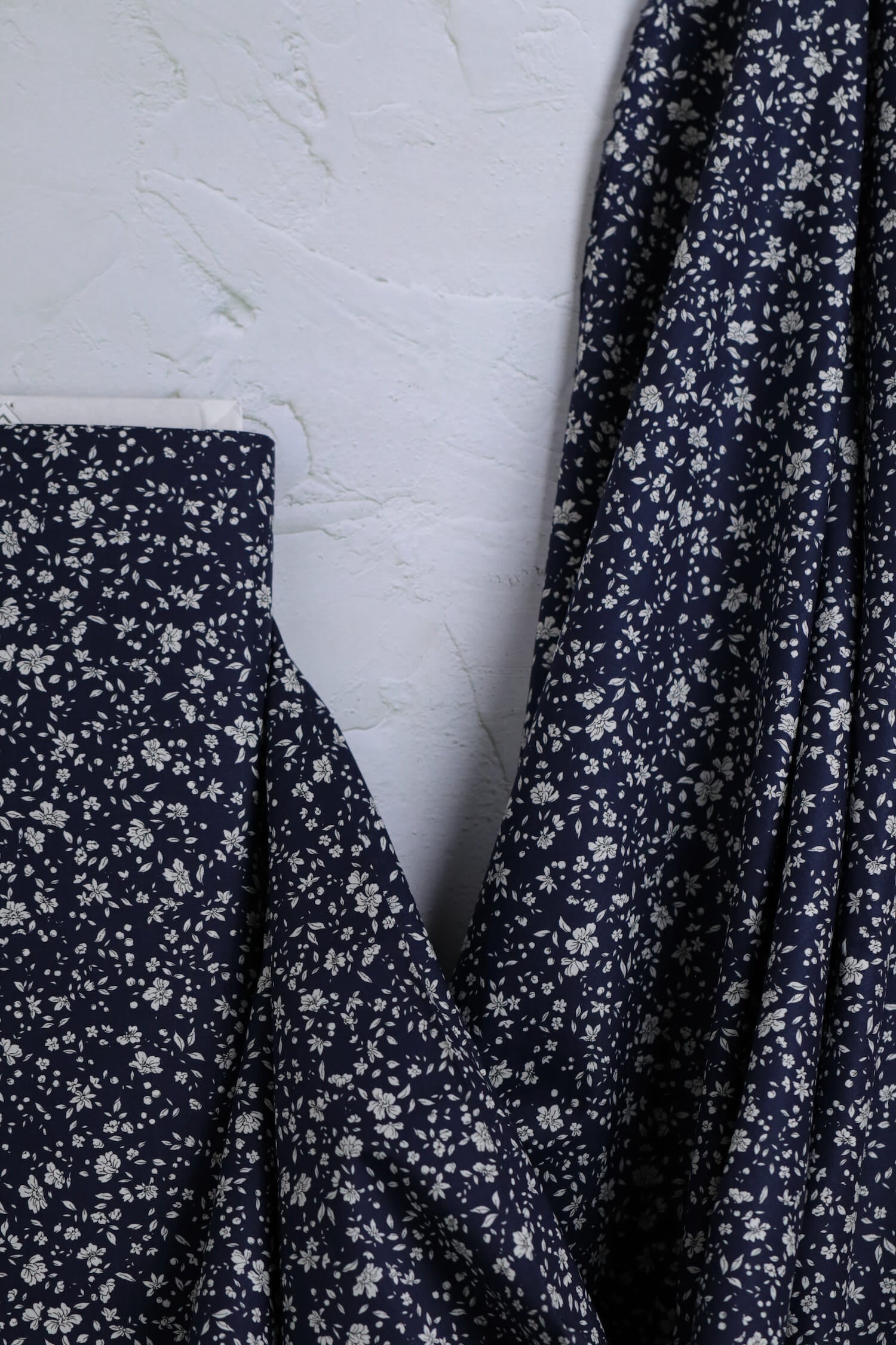 OSKikkä Cotton Printed Floral Lawn Dark Blue