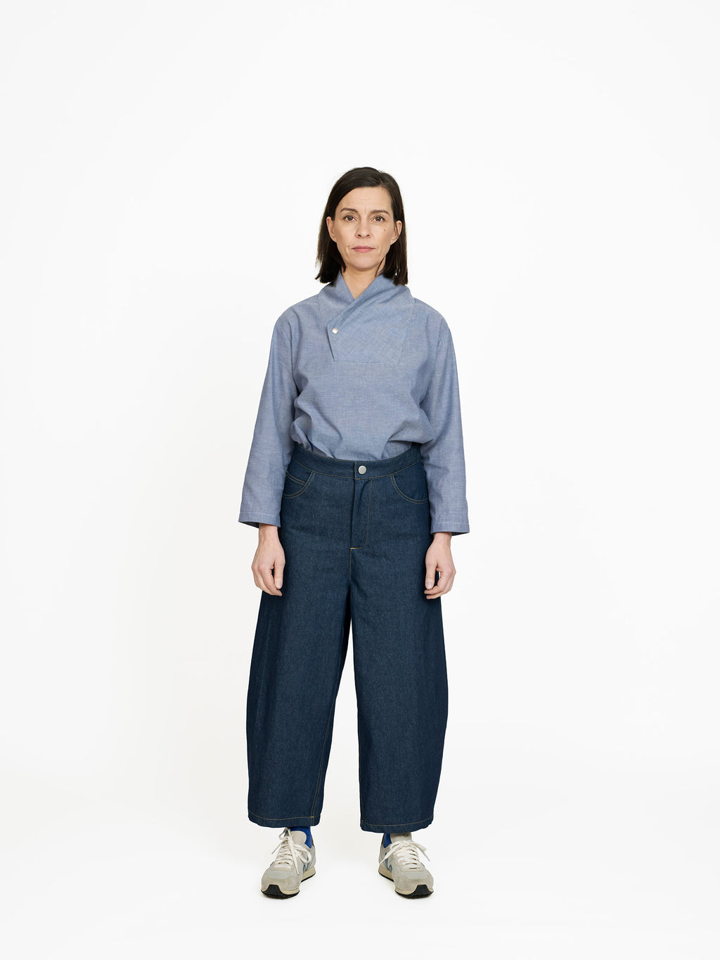 Barrel-leg Trousers