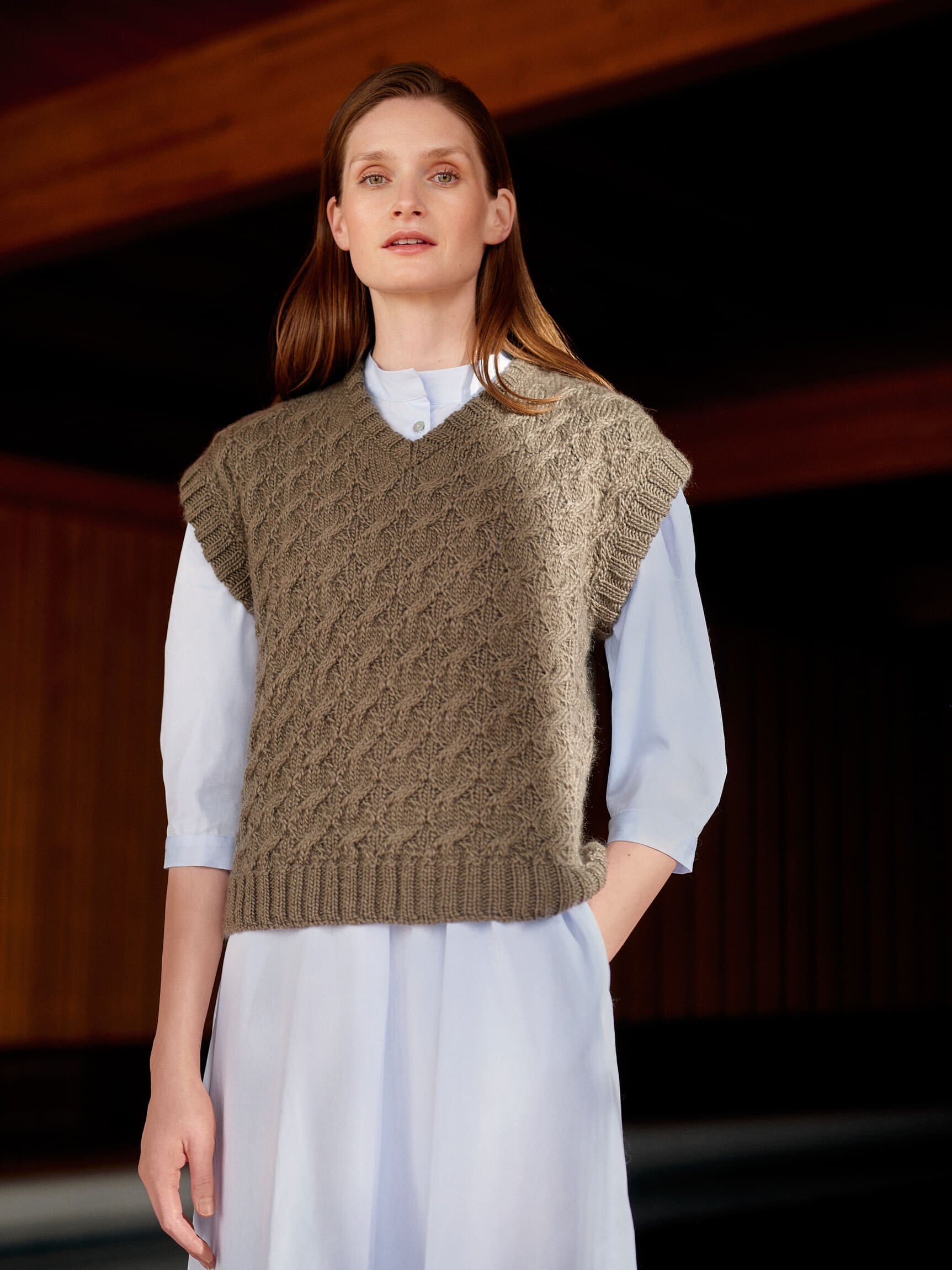 Entwined: Cables, Lace and Knitted Textures
