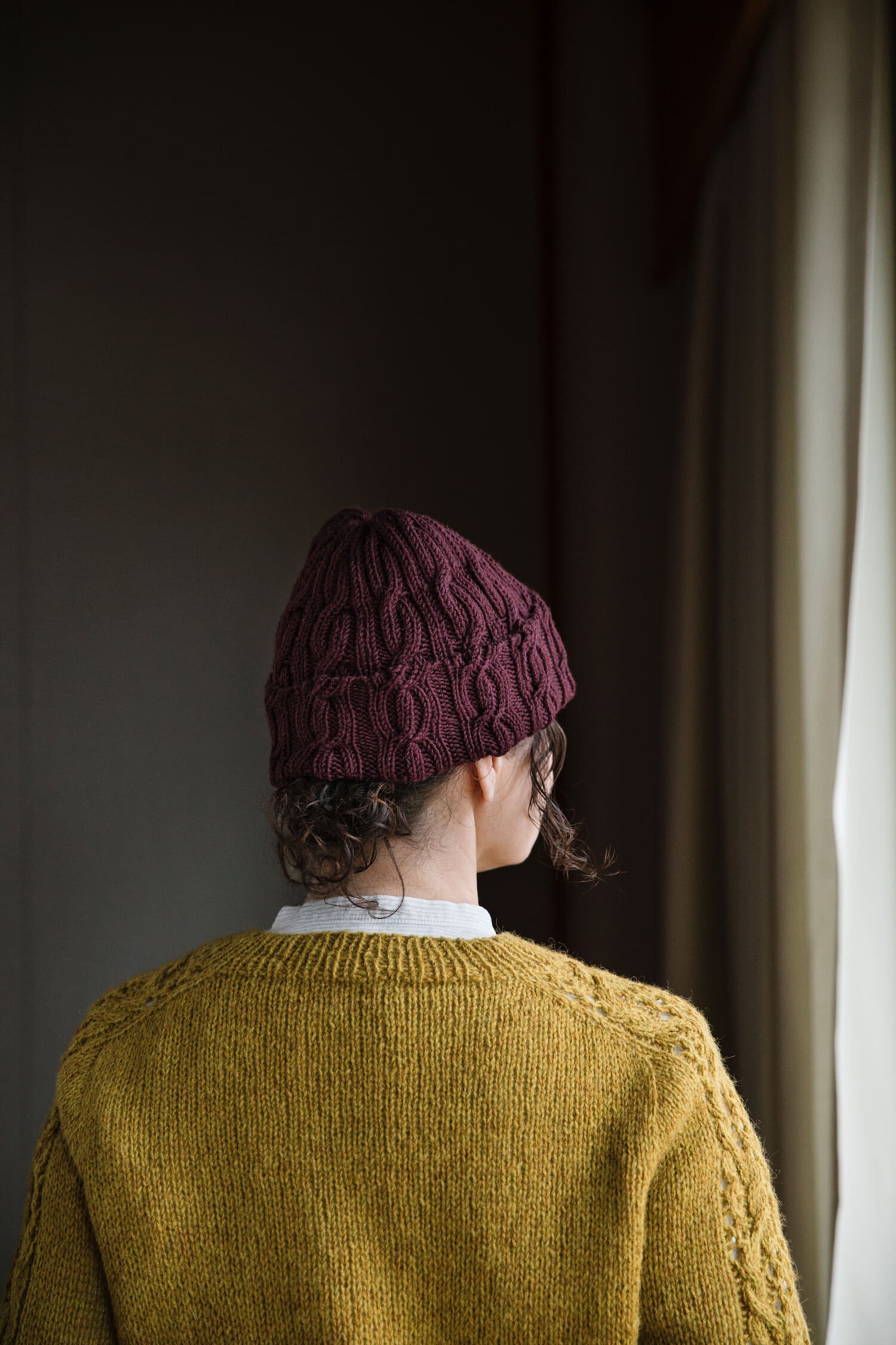 Entwined: Cables, Lace and Knitted Textures