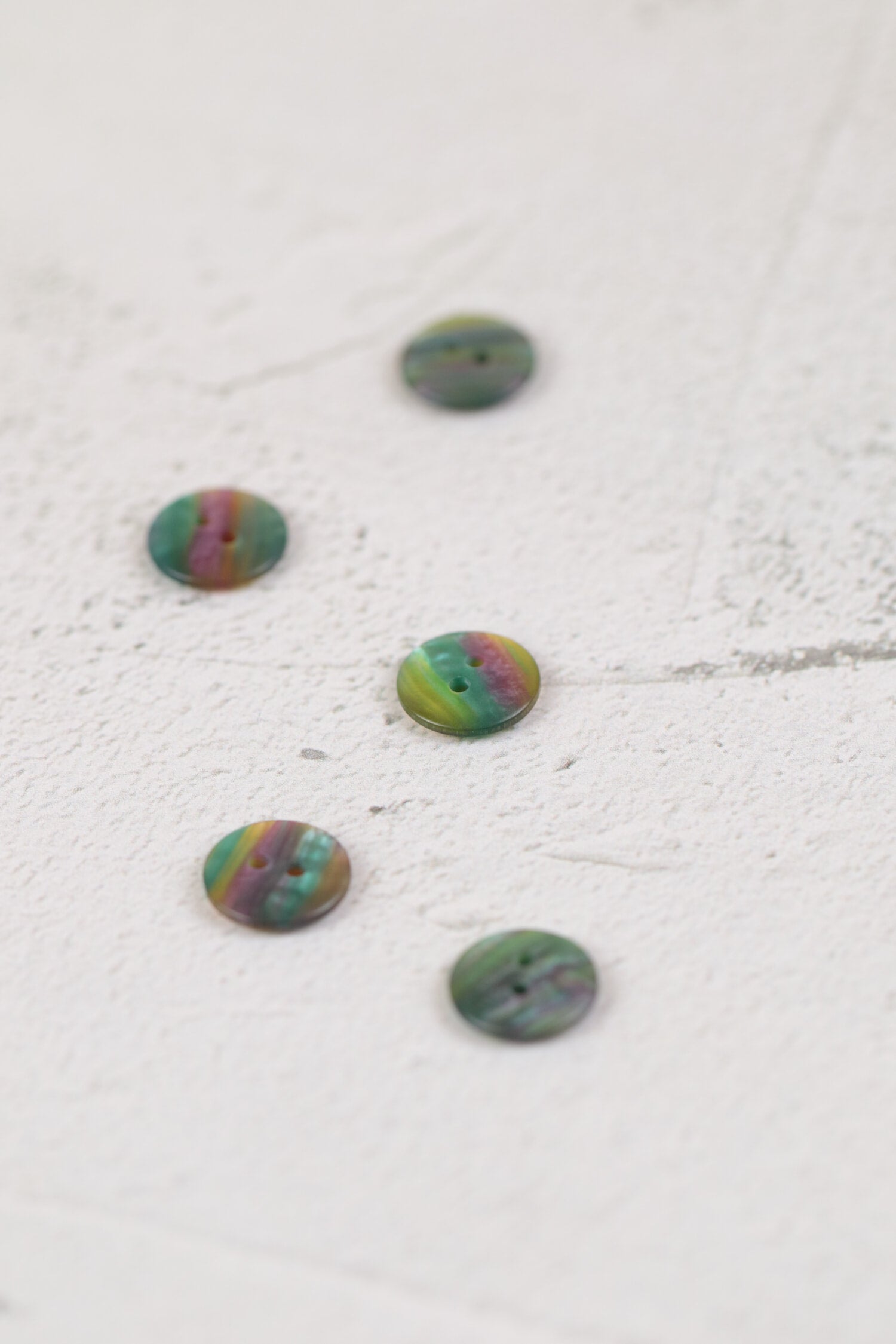 Shiny Stripe 2 Hole Green
