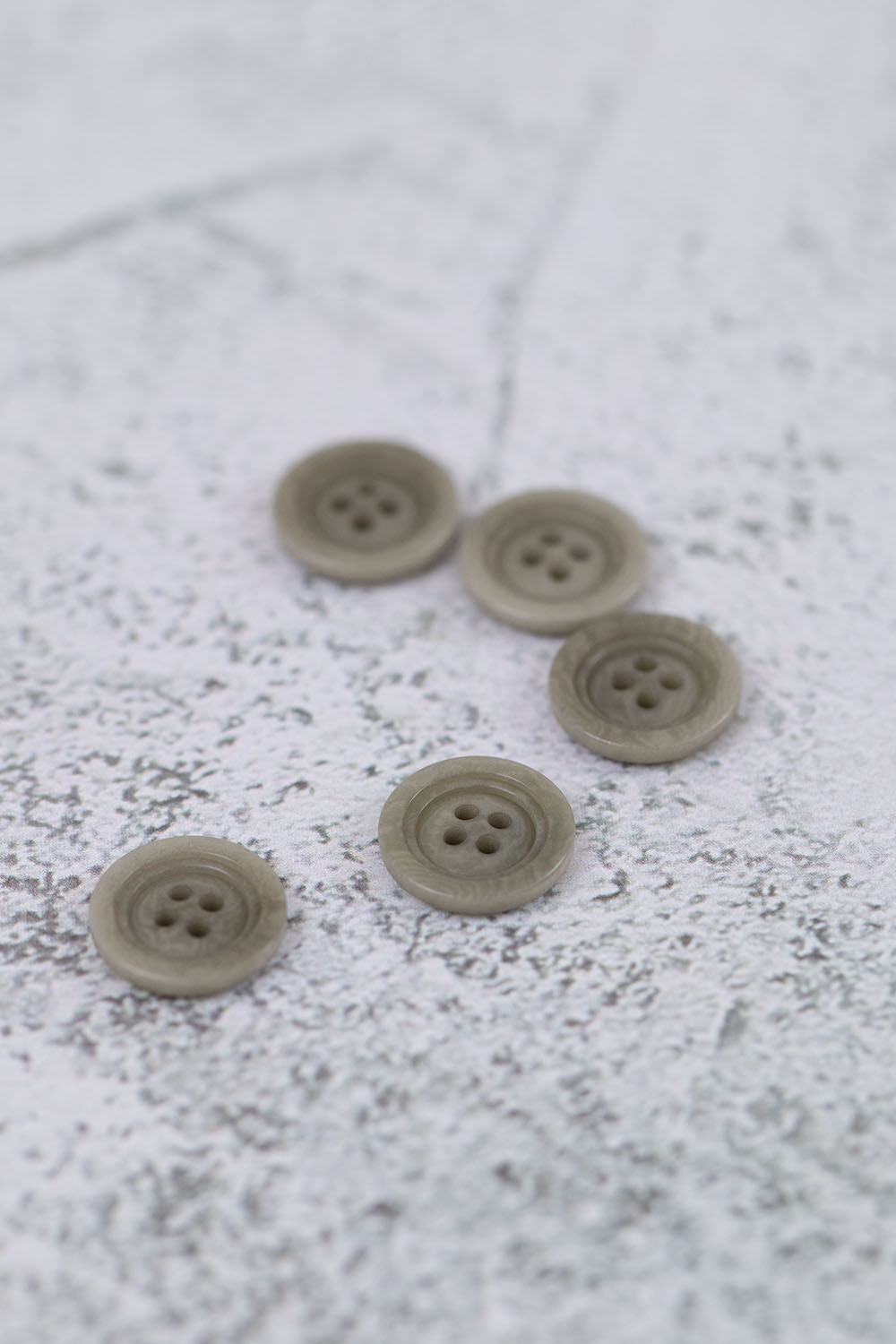 Corozo 4 Hole Double Ring Edge Grey