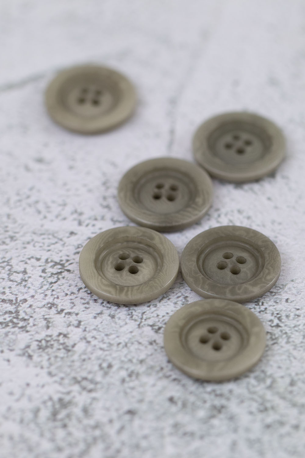 Corozo 4 Hole Double Ring Edge Grey