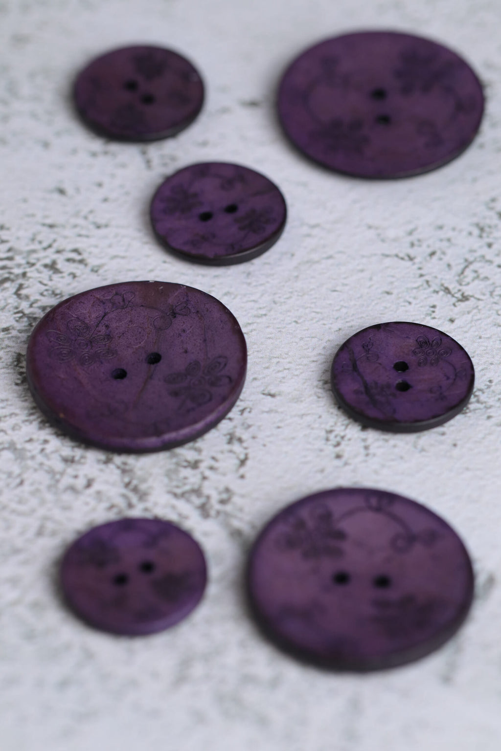 Coconut 2 Hole Small Flowers Violet