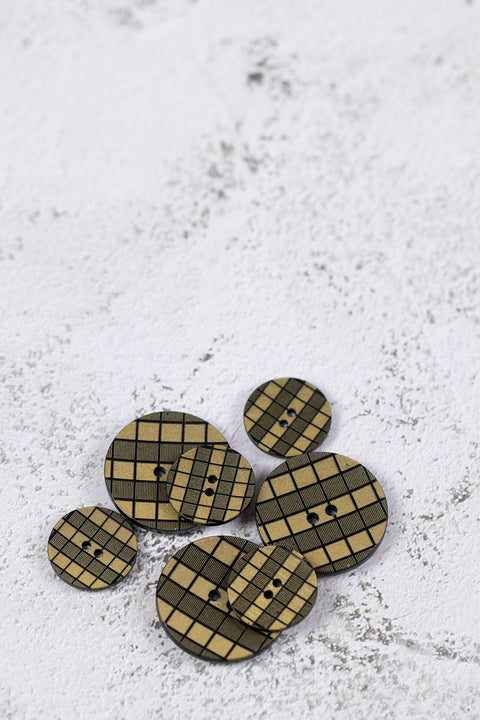 Check 2 Hole Black/Gold