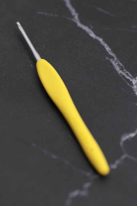 Amour Crochet Hook 2.0mm