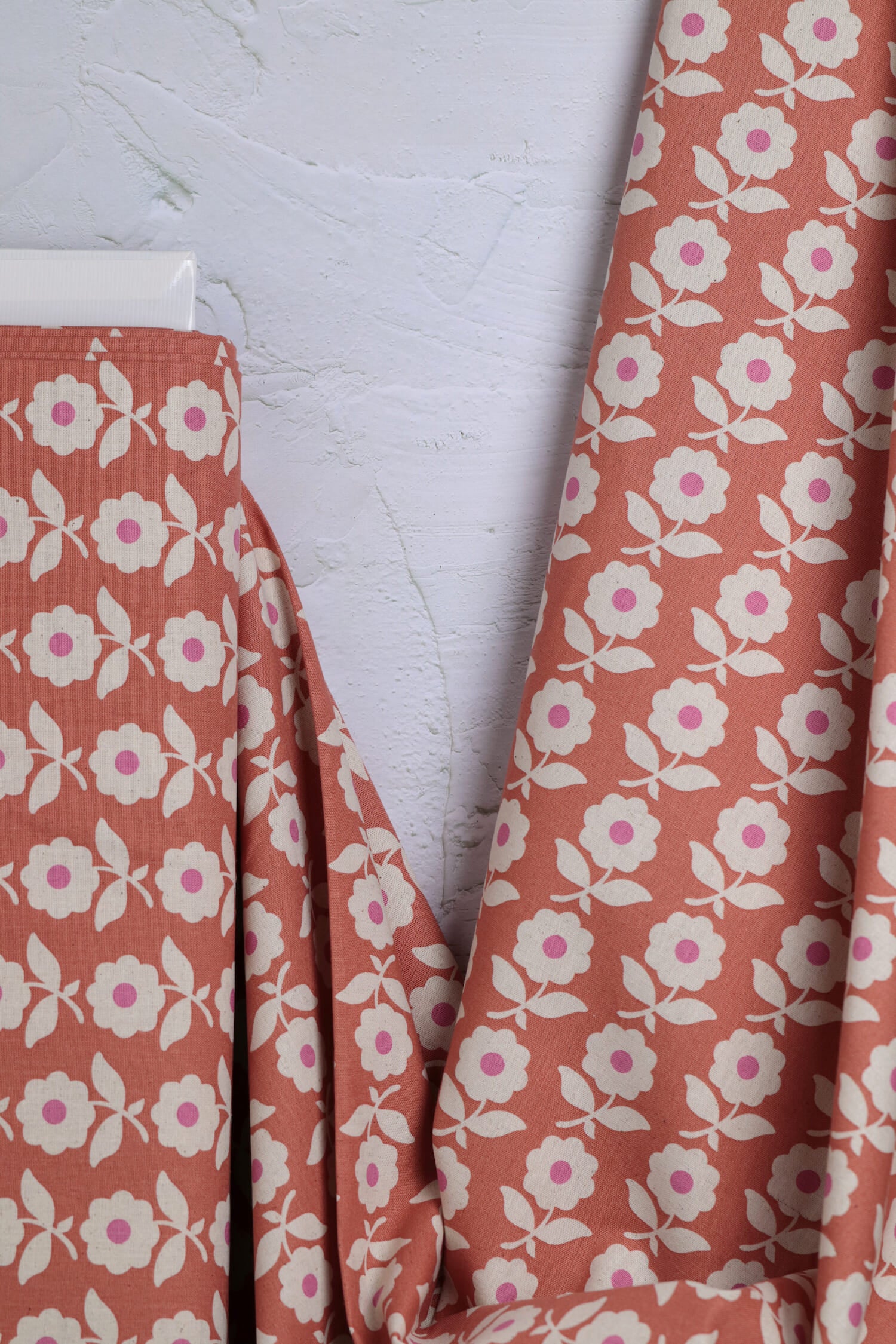 Cotton/Linen Canvas Printed Floral Pink