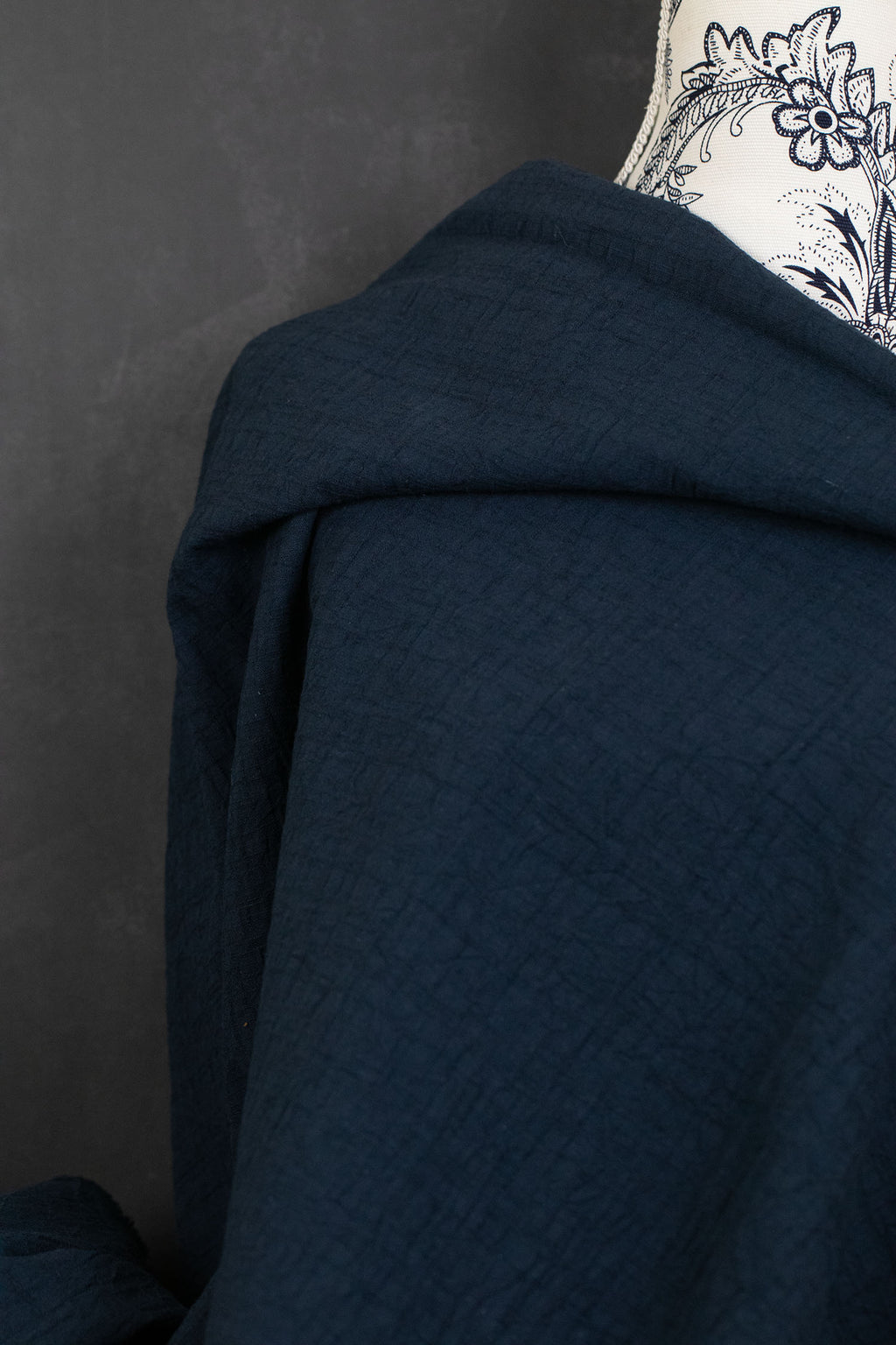 Japanese Maple Crinkled Dobby Cotton Navy