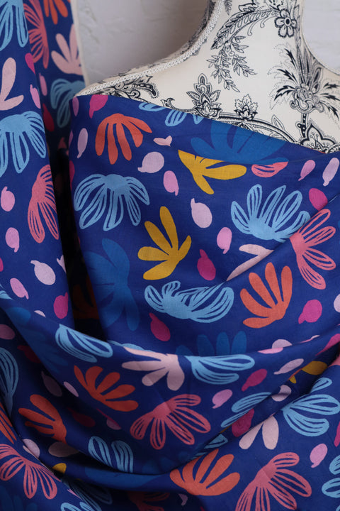 Gathering Printed Linen/Cotton