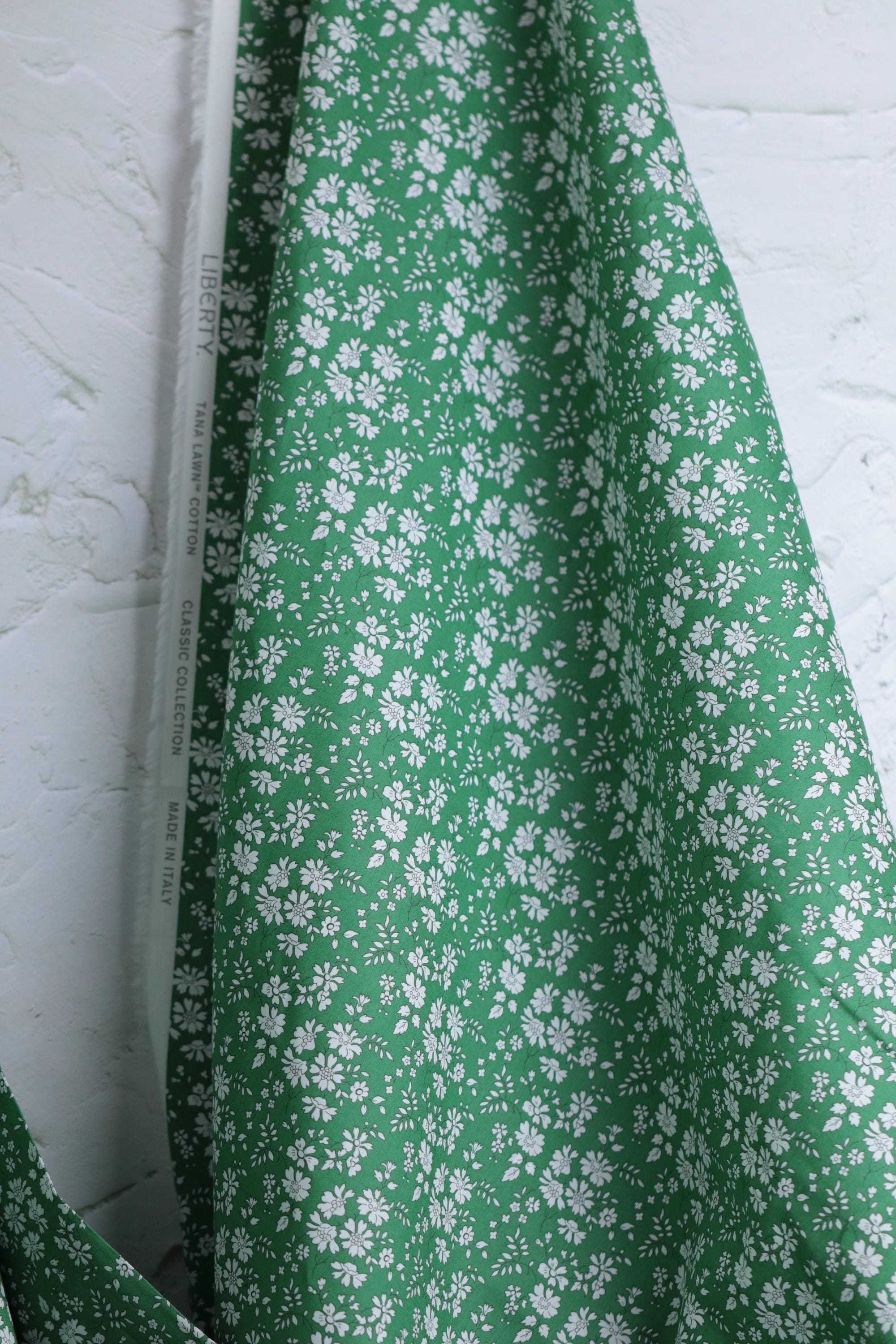Classic 24 Capel Q Tana Lawn™ Cotton