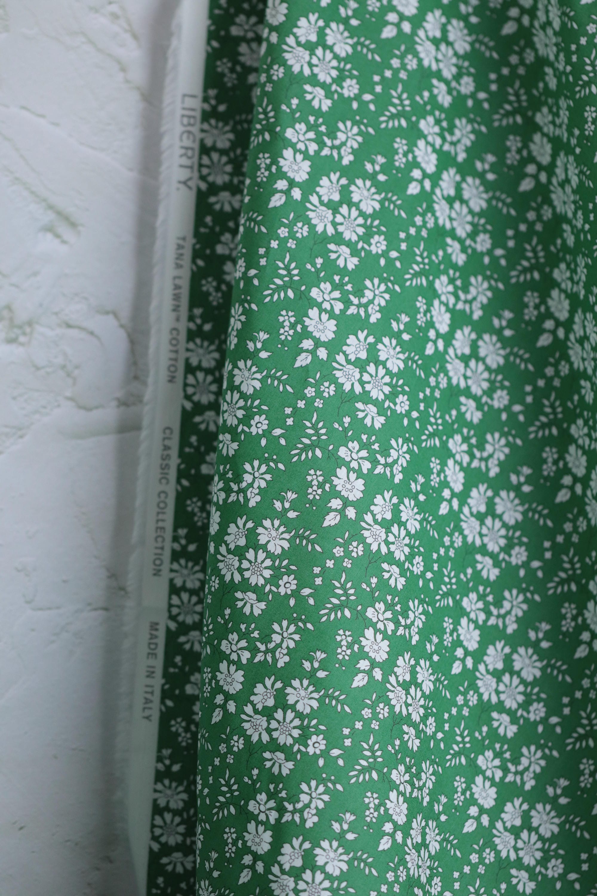 Classic 24 Capel Q Tana Lawn™ Cotton