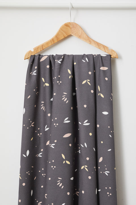 Petals Vera Crepe Calm Grey