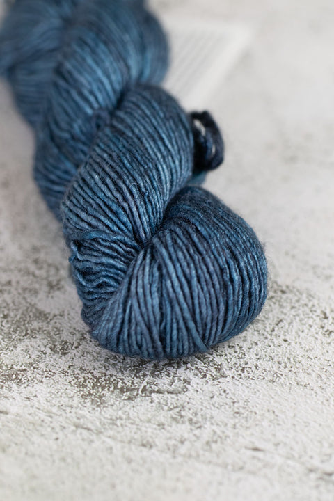 Silky Merino #027 Bobby Blue